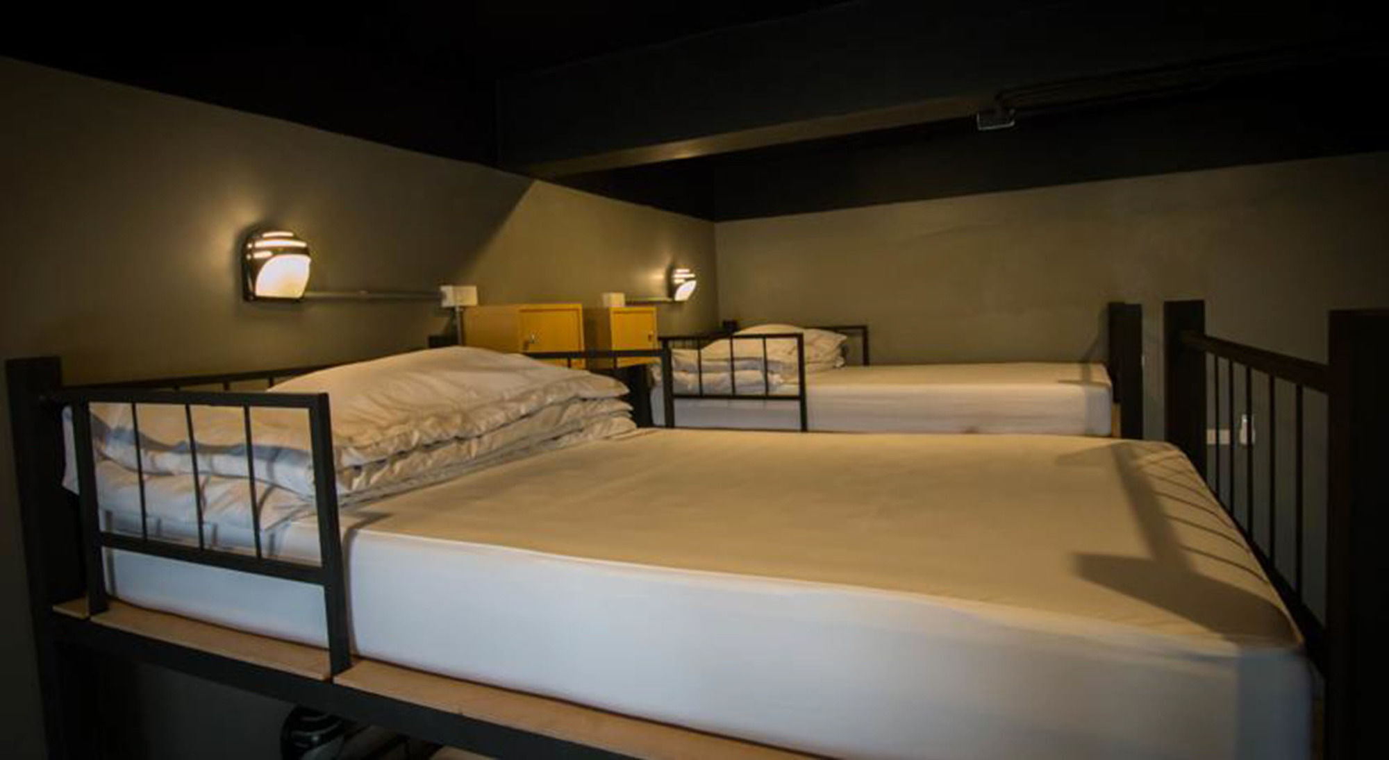 Marktel & Coffee Hostel