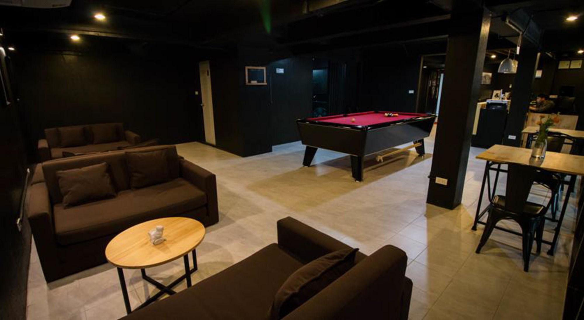 Marktel & Coffee Hostel