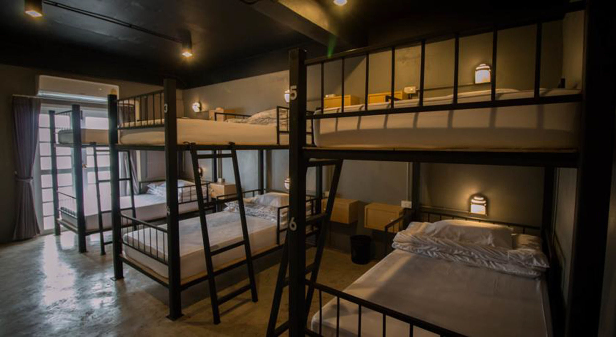Marktel & Coffee Hostel *