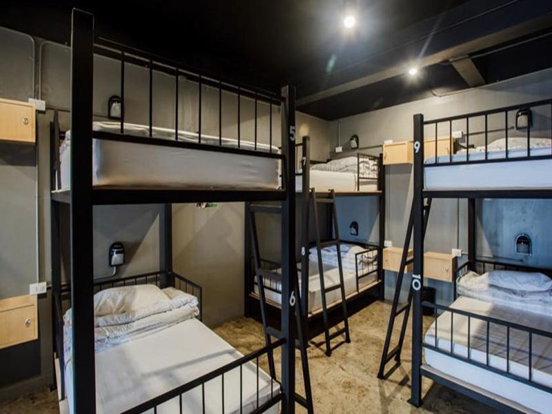 Marktel & Coffee Hostel