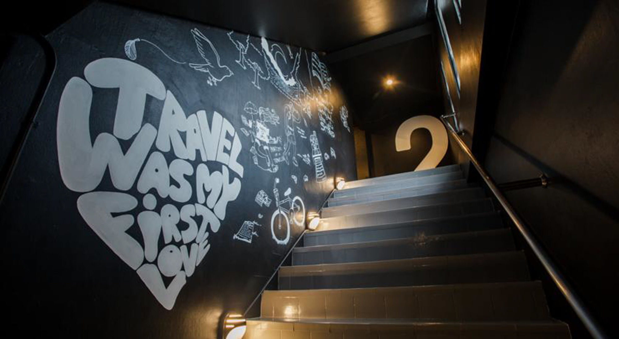Marktel & Coffee Hostel