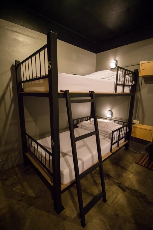 Hostel Marktel & Coffee Chiang Mai